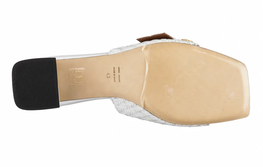 Eva Funky White