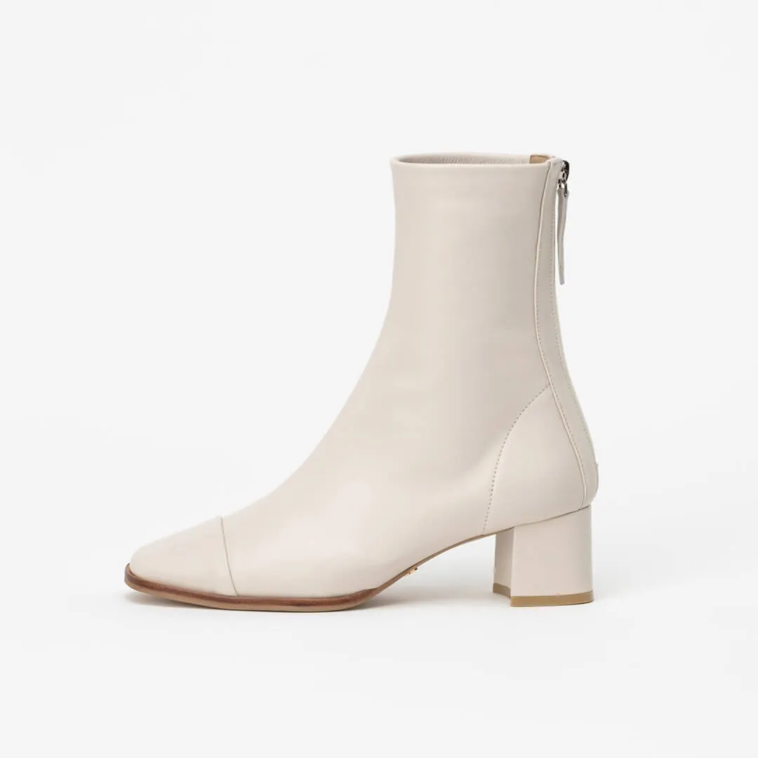 *UK size 1 - TEMOON - ivory, 5cm heels (worn in photo shoot)